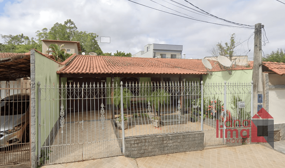 Casa à Venda – Vila Rica | Rua 7, nº 204